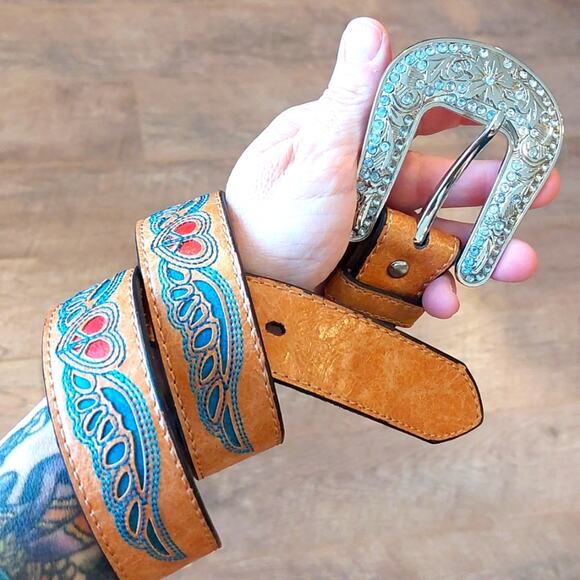 Vintage Nocona vegan Peach heart Angel wings Western Coastal belt 28 rhinestones - Picture 1 of 7